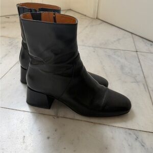 Sezane Paulette Low Boots Glossy Black - Size 10